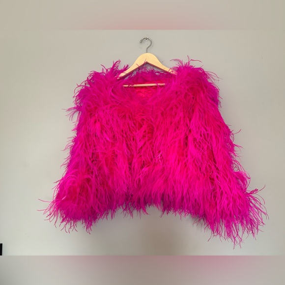 Bright Pink Ostrich Feather Coat - Picture 9 of 14